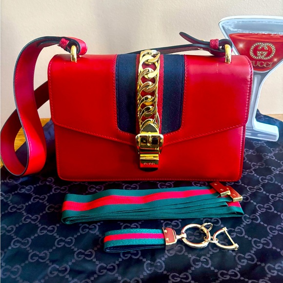 GUCCI SYLVIE SHOULDER BAG
RED LEATHER NWOT - Picture 1 of 16